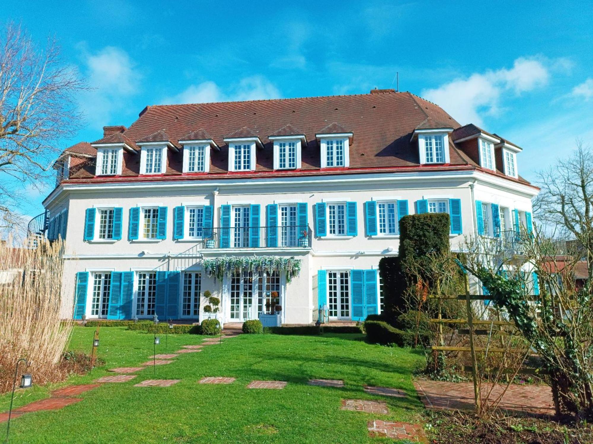 Chateau De Montreuil Montreuil  Exteriör bild